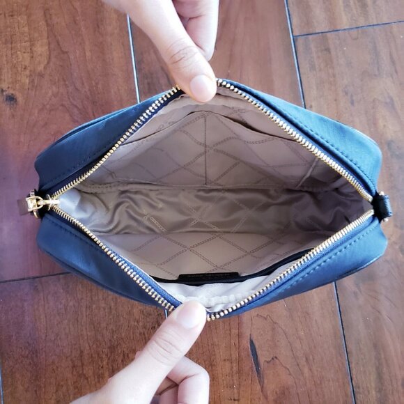 Michael Kors Jet Set Charm Women's Navy Blue Crossbody Bag Nylon Leather Trim - Picture 12 of 16